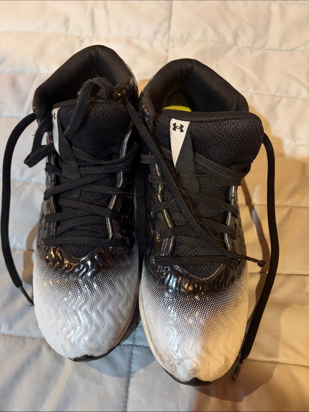 Under Armour Kids Black and White Ombre Lace-Up Football cleats